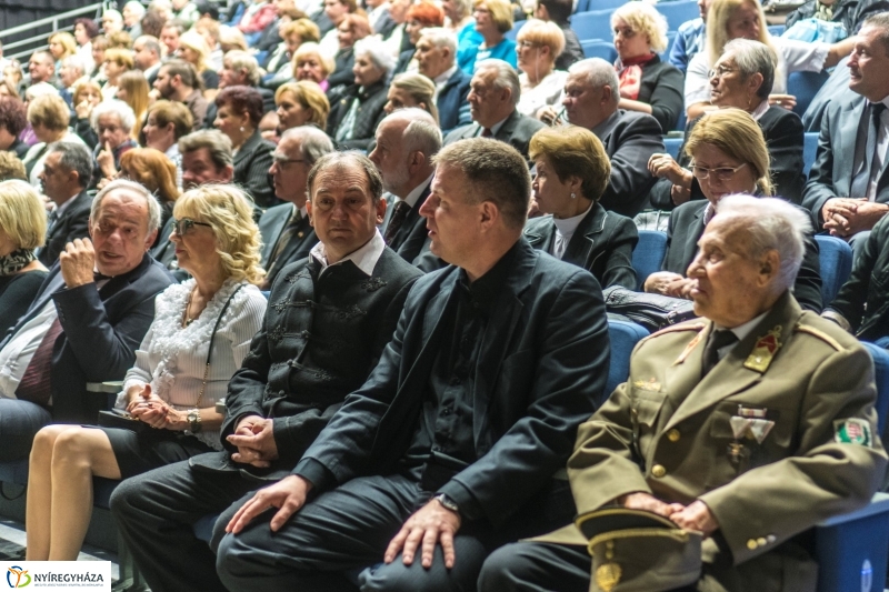 Ünnepi megemlékezés a Váci Mihály Kulturális Központban