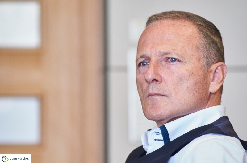 Közgazdászok az egyetemen - fotó Szarka Lajos