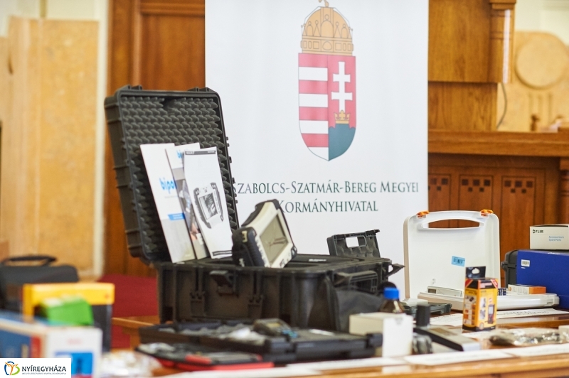 Ellenőrzést segítő eszközök - fotó Szarka Lajos