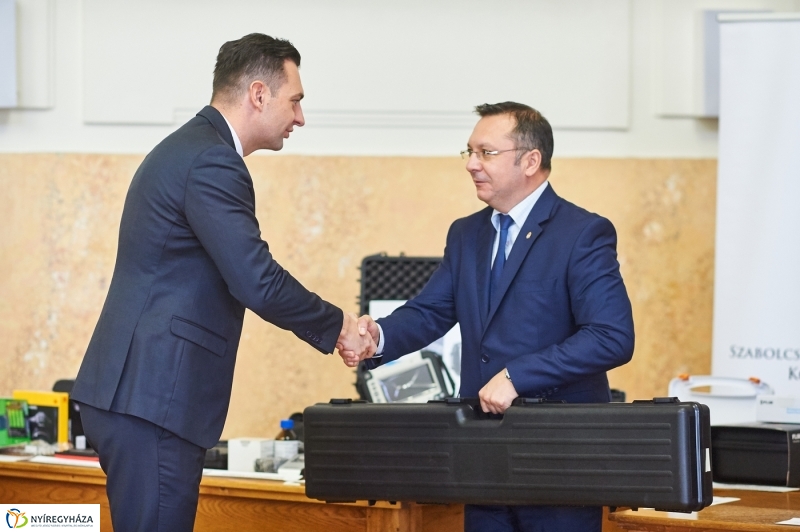 Ellenőrzést segítő eszközök - fotó Szarka Lajos