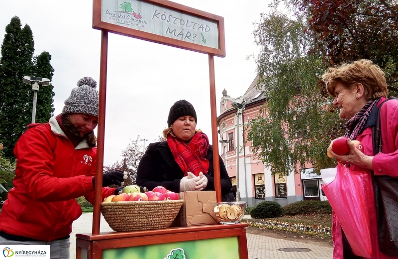 Almapromóció a belvárosban