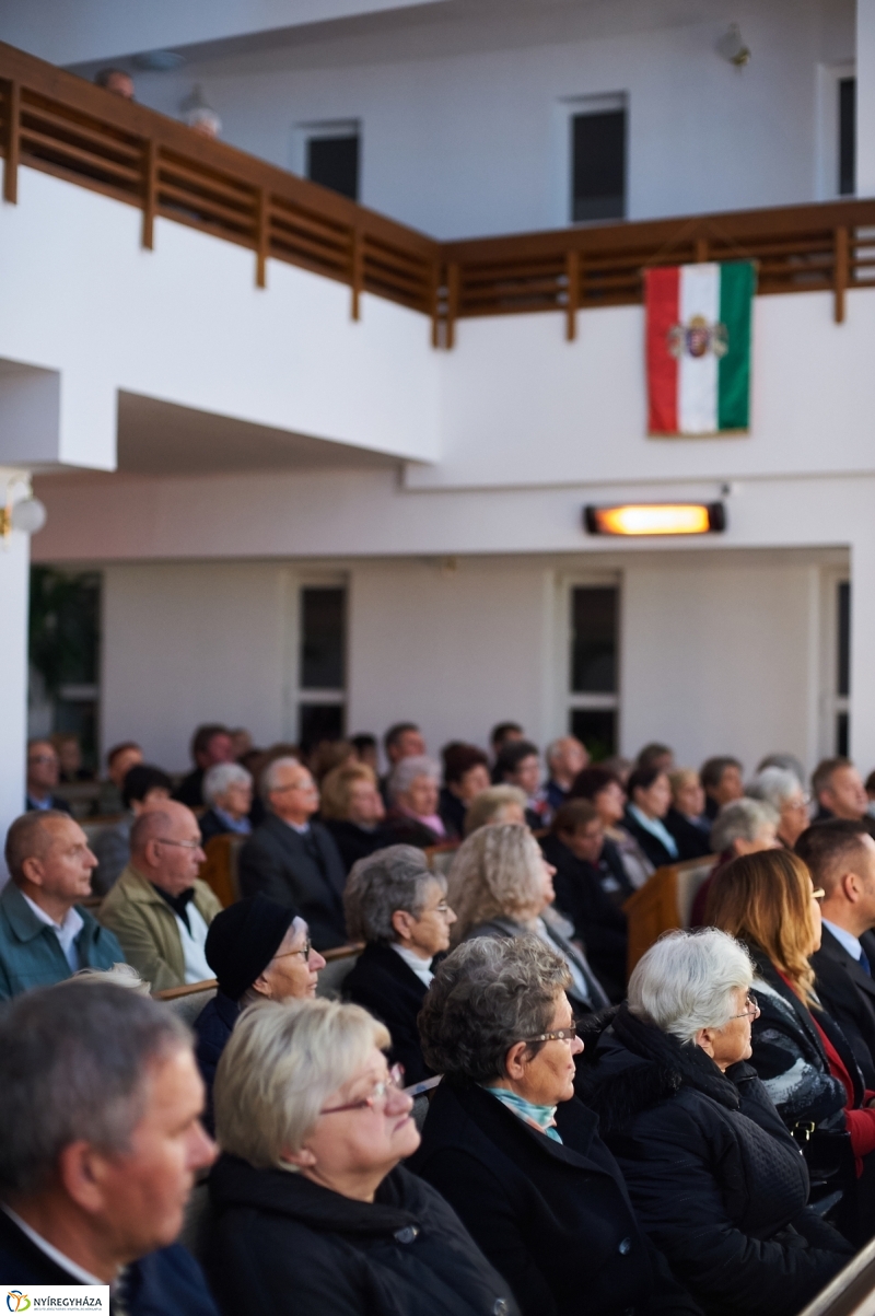 Előadás a reformációról Sóstón - fotó Szarka Lajos