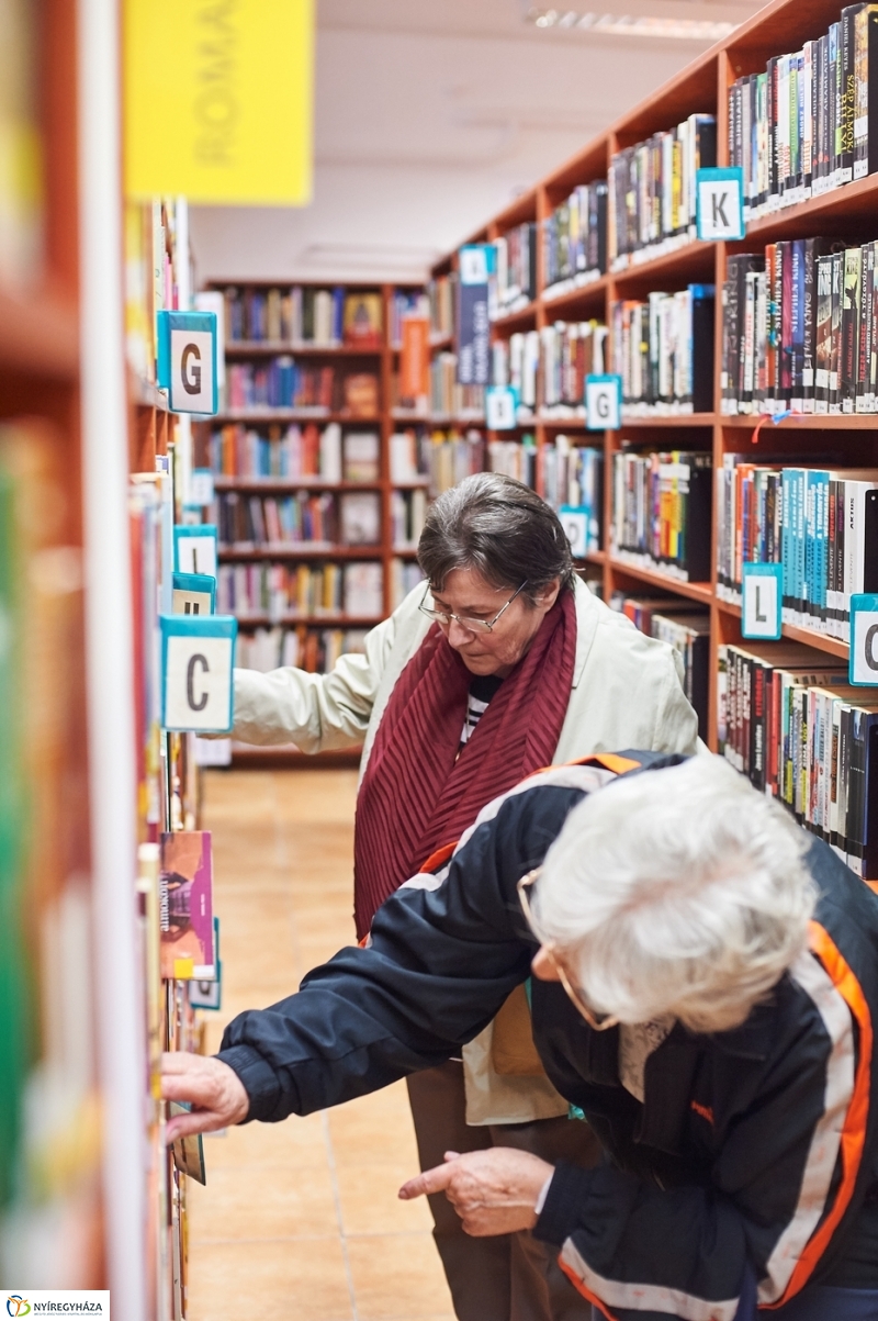 Vécsey utcai fiókkönyvtár átadása - fotó Szarka Lajos