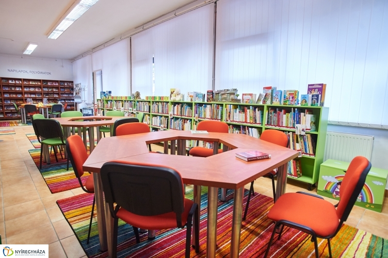 Vécsey utcai fiókkönyvtár átadása - fotó Szarka Lajos