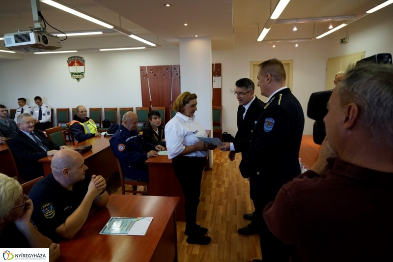 Kitüntetéseket vehettek át polgárőreink - fotó Kohut Árpád