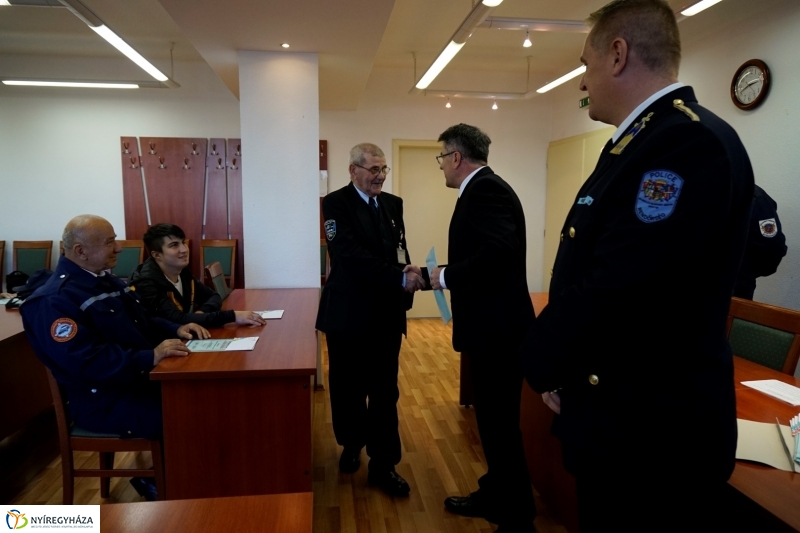 Kitüntetéseket vehettek át polgárőreink - fotó Kohut Árpád