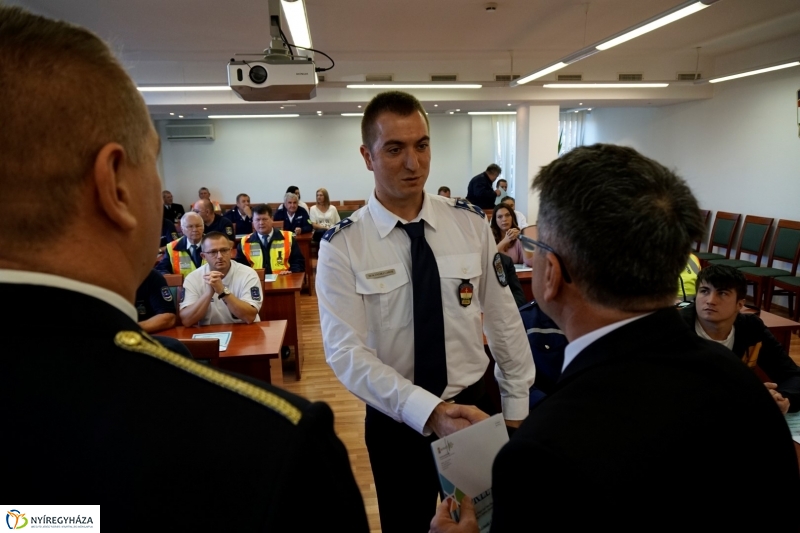 Kitüntetéseket vehettek át polgárőreink - fotó Kohut Árpád