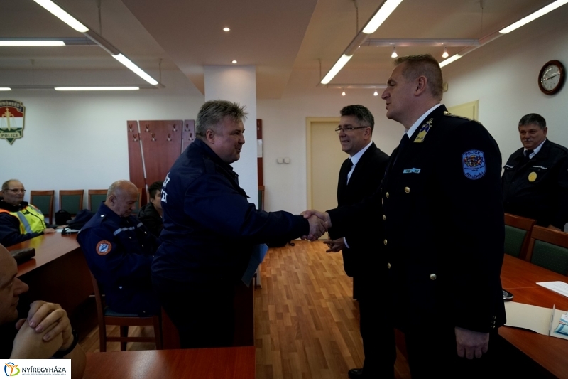 Kitüntetéseket vehettek át polgárőreink - fotó Kohut Árpád