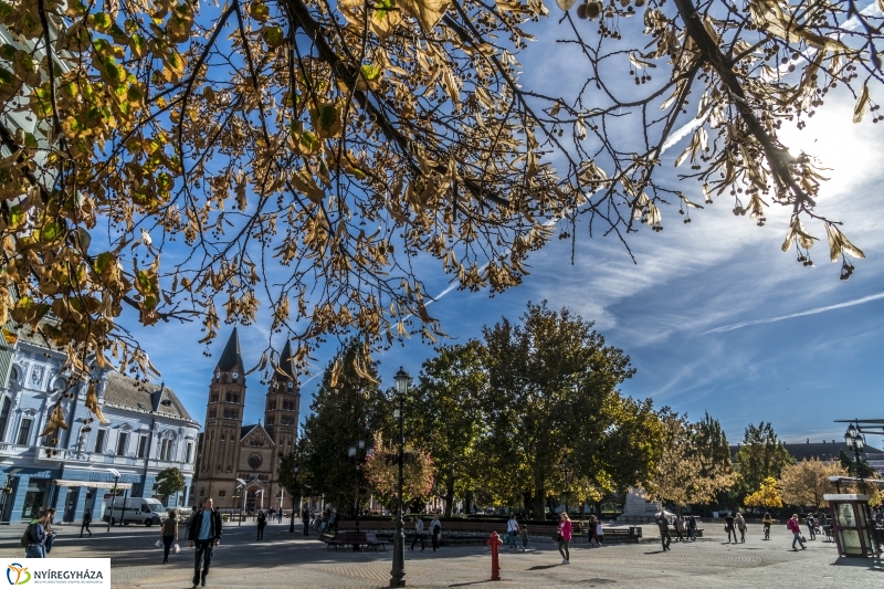 Őszi séta Nyíregyháza belvárosában - fotó Kohut Árpád