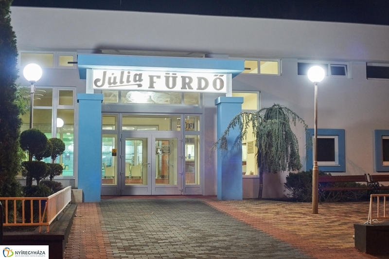 Júlia Fürdő este - fotó Szarka Lajos