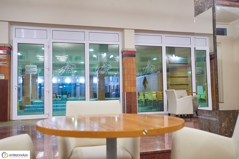 Júlia Fürdő este - fotó Szarka Lajos