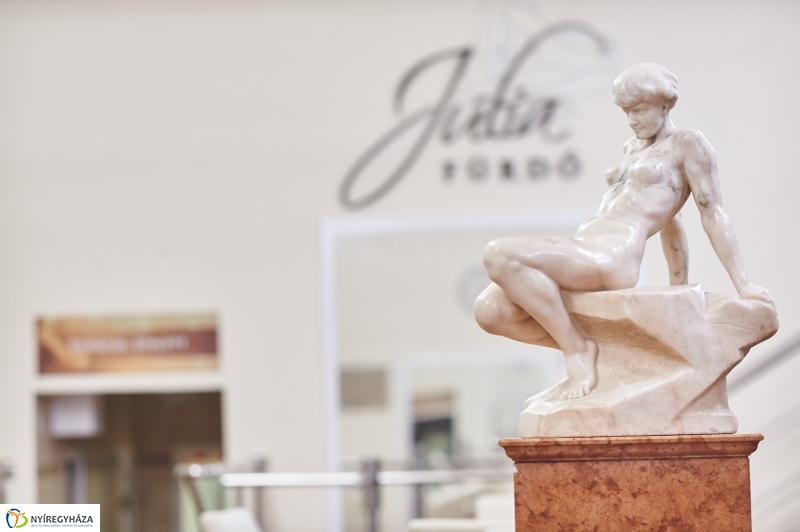 Júlia Fürdő este - fotó Szarka Lajos