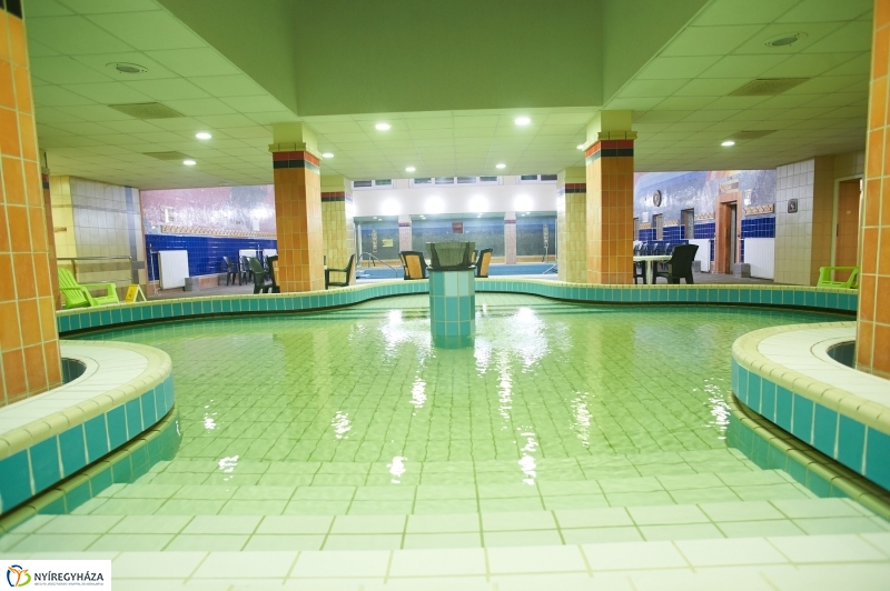 Júlia Fürdő este - fotó Szarka Lajos