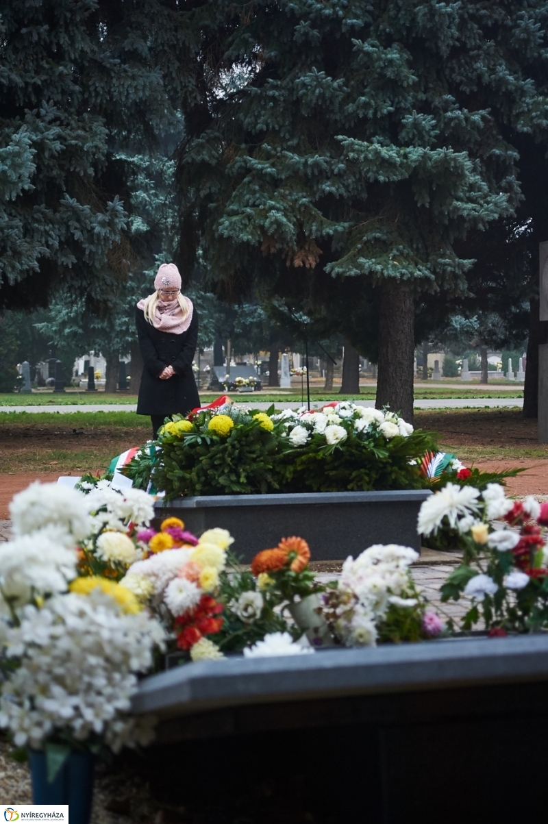 Elhurcoltakra emlékeztek 2018 - fotó Szarka Lajos