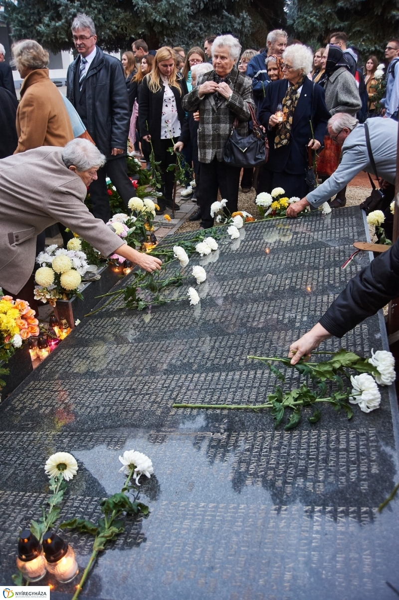 Elhurcoltakra emlékeztek 2018 - fotó Szarka Lajos