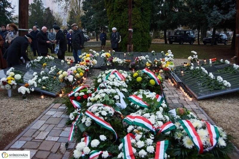 Elhurcoltakra emlékeztek 2018 - fotó Szarka Lajos