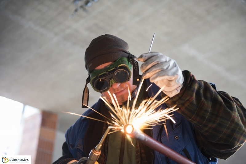 Így épült a Pangea 1.