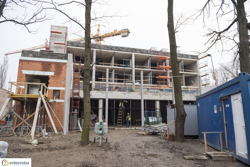 Így épült a Pangea 1.