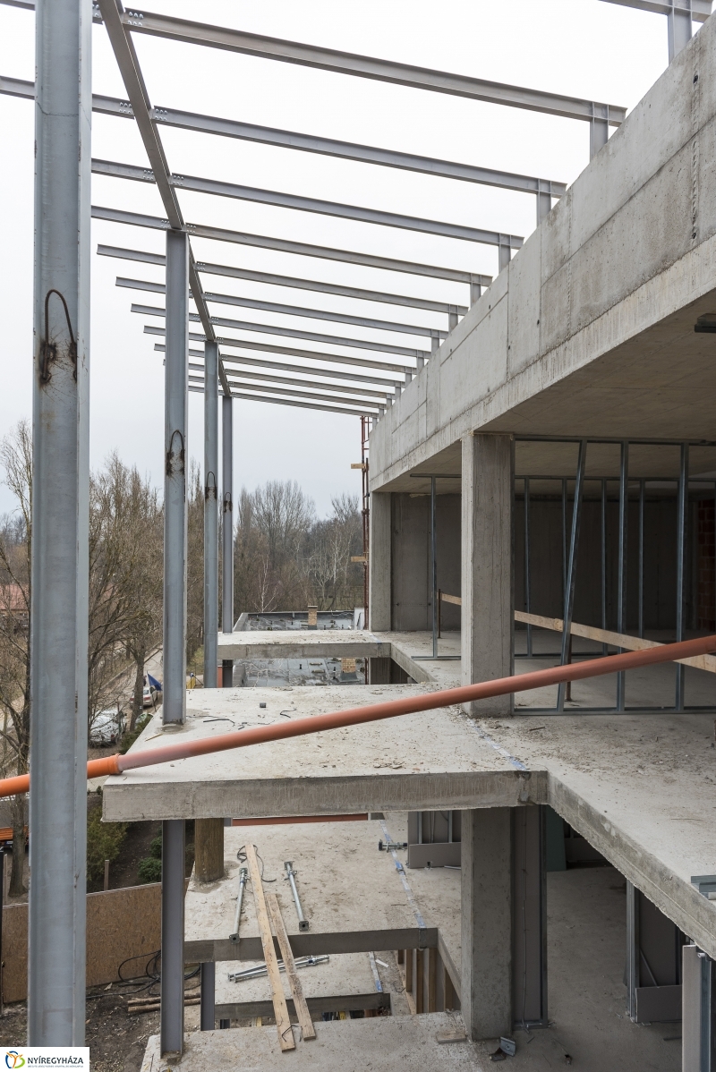 Így épült a Pangea 1.