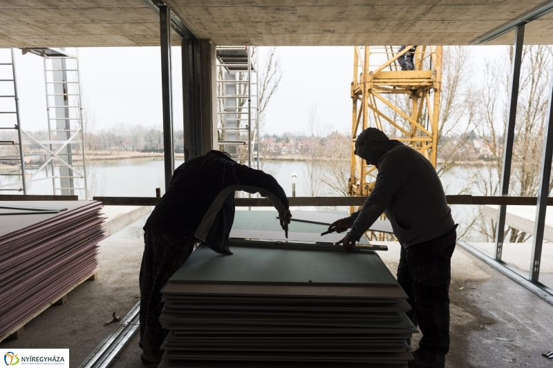 Így épült a Pangea 1.