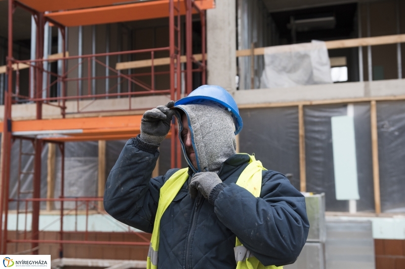 Így épült a Pangea 1.