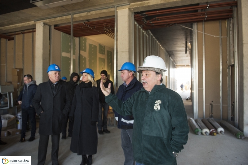 Így épült a Pangea 1.