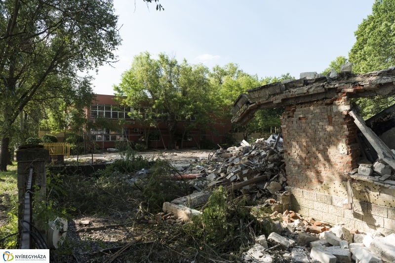 Így épült a Pangea 4.