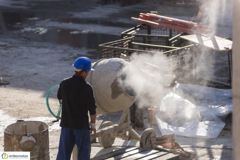 Így épült a Pangea 6.