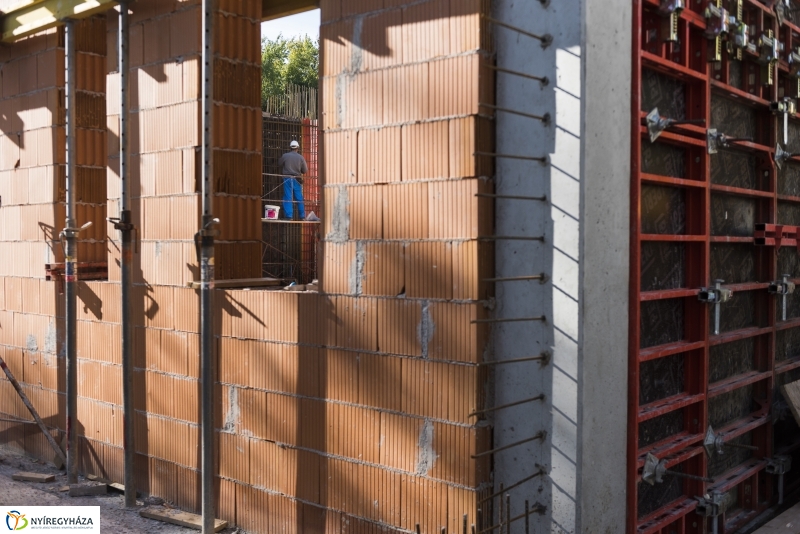 Így épült a Pangea 6.