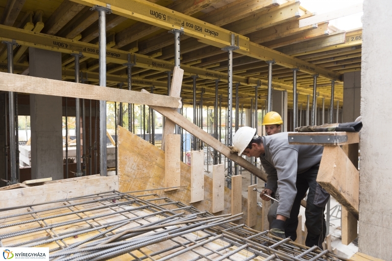 Így épült a Pangea 6.