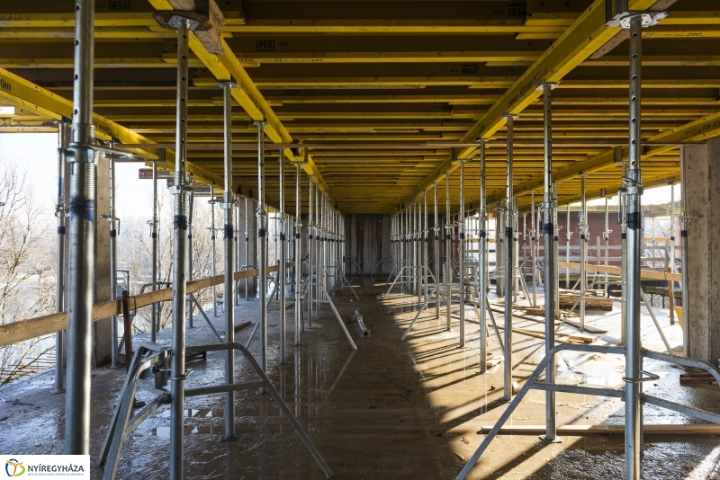 Így épült a Pangea 8.