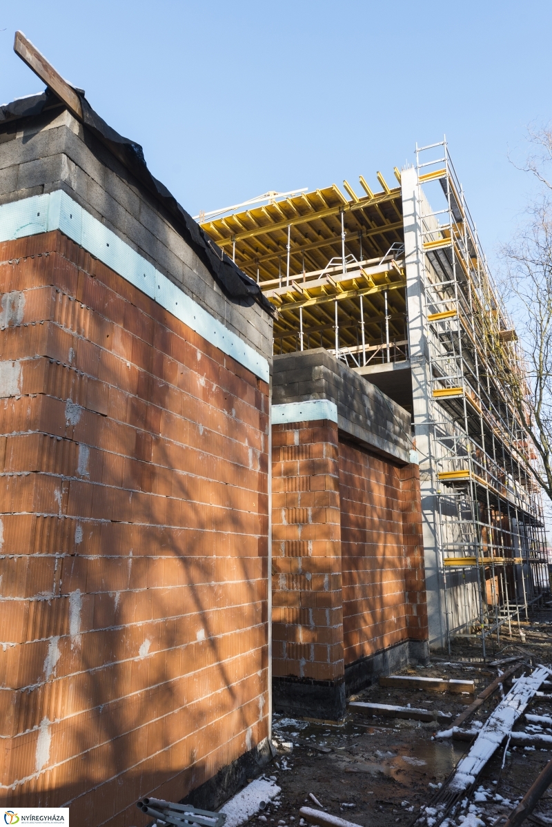 Így épült a Pangea 8.