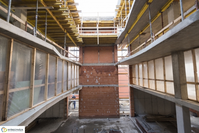 Így épült a Pangea 8.