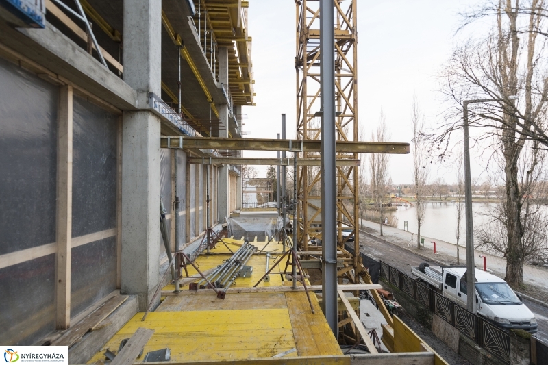 Így épült a Pangea 8.