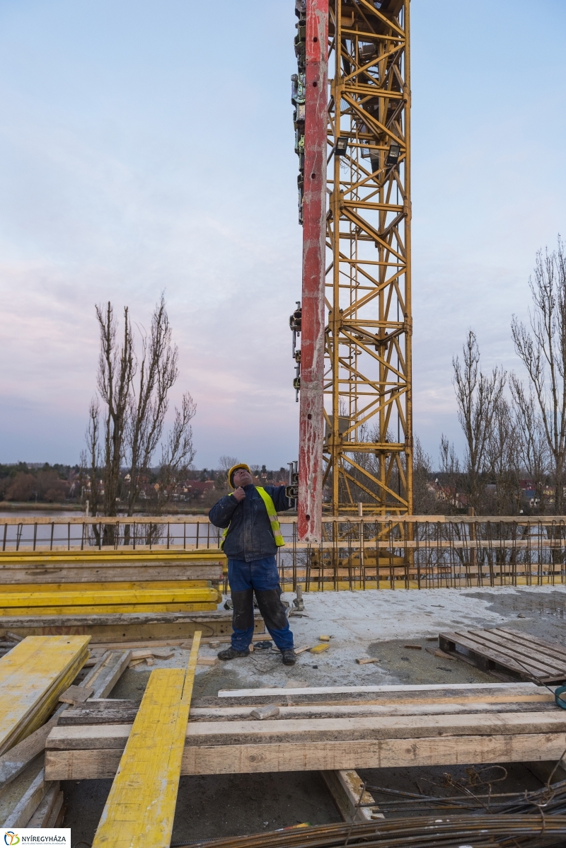 Így épült a Pangea 8.