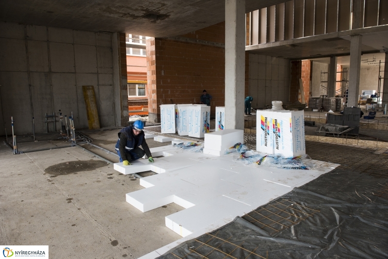 Így épült a Pangea 8.