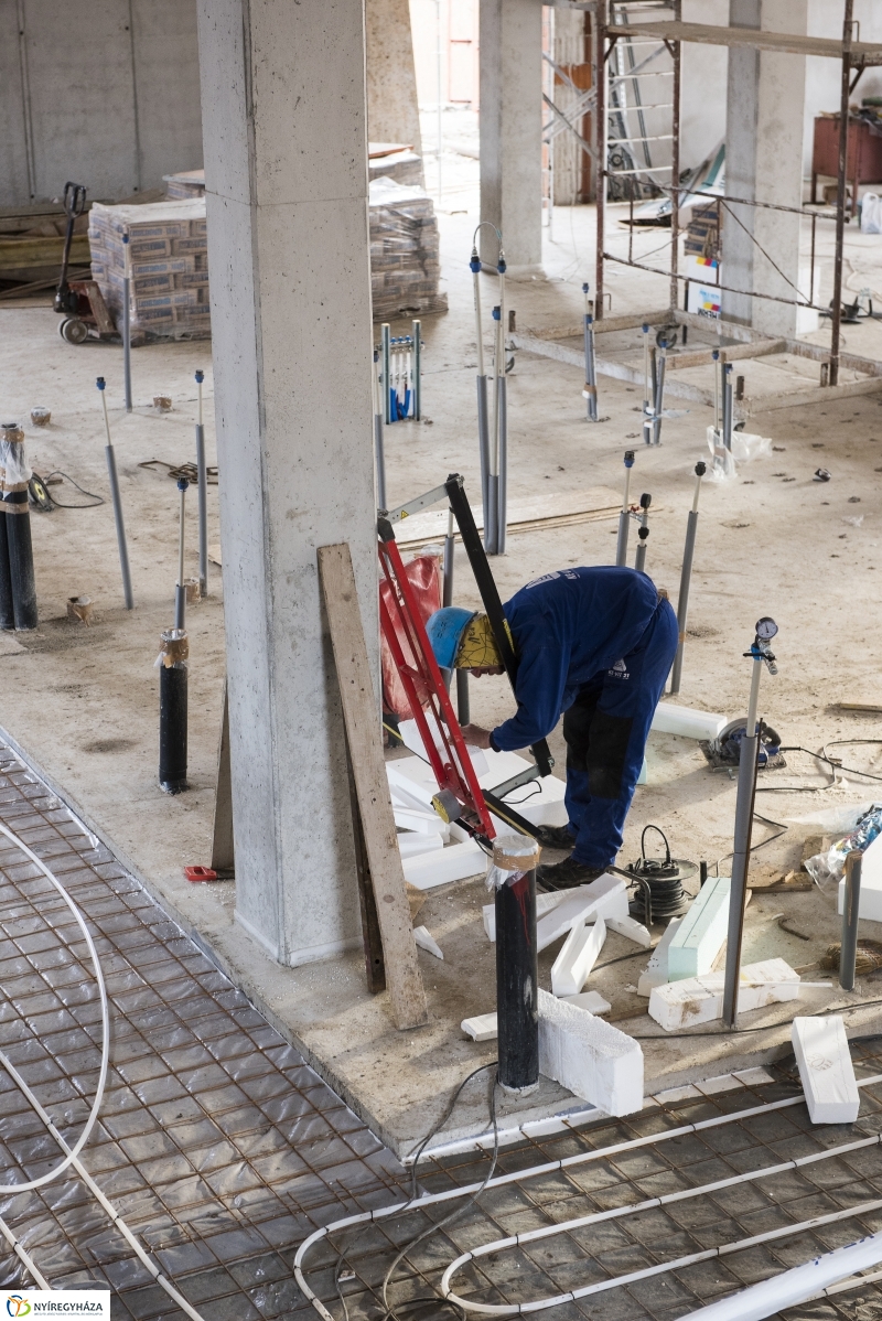 Így épült a Pangea 8.