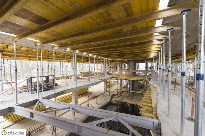 Így épült a Pangea 8.