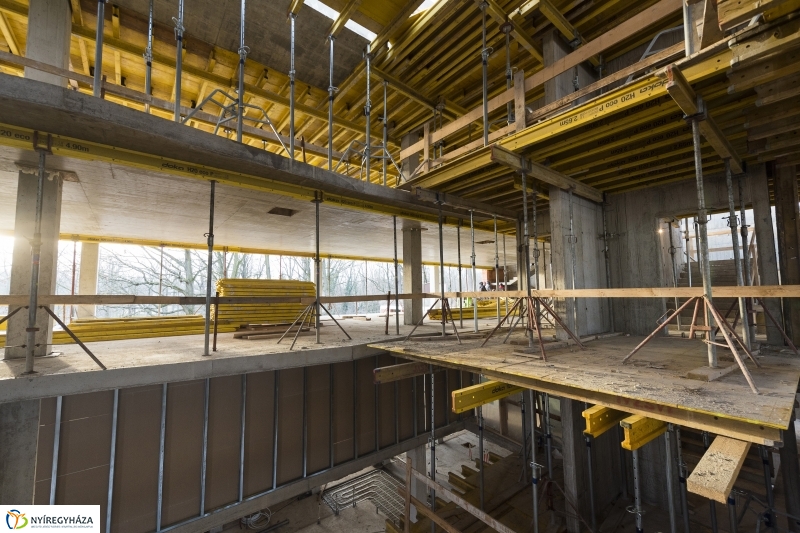 Így épült a Pangea 8.