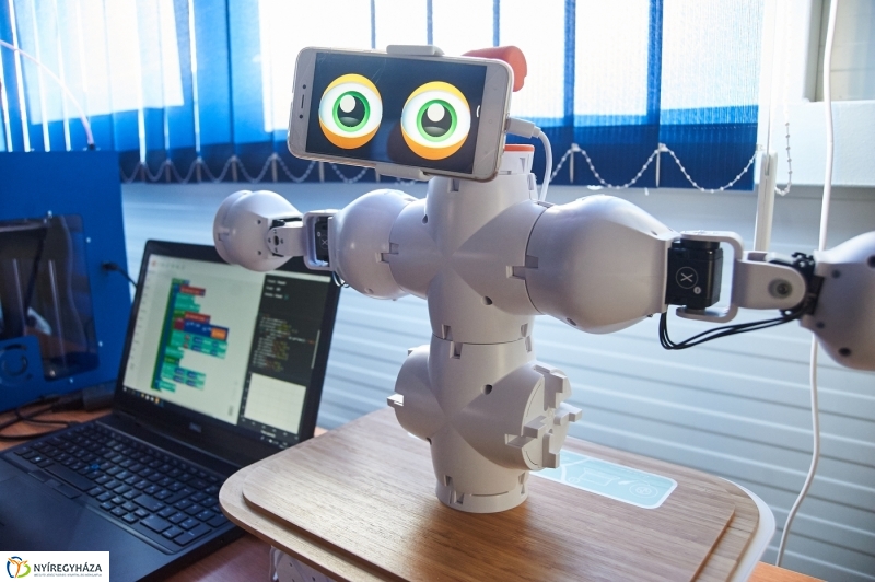 Digitális Alkotóműhely átadó - fotó Szarka Lajos