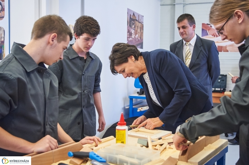 Digitális Alkotóműhely átadó - fotó Szarka Lajos