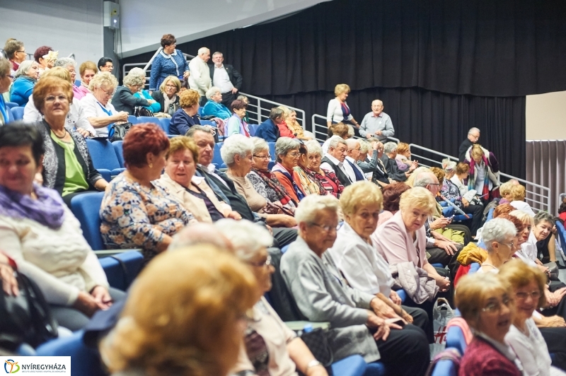 Városi Nyugdíjas Ki mit tud - fotó Szarka Lajos