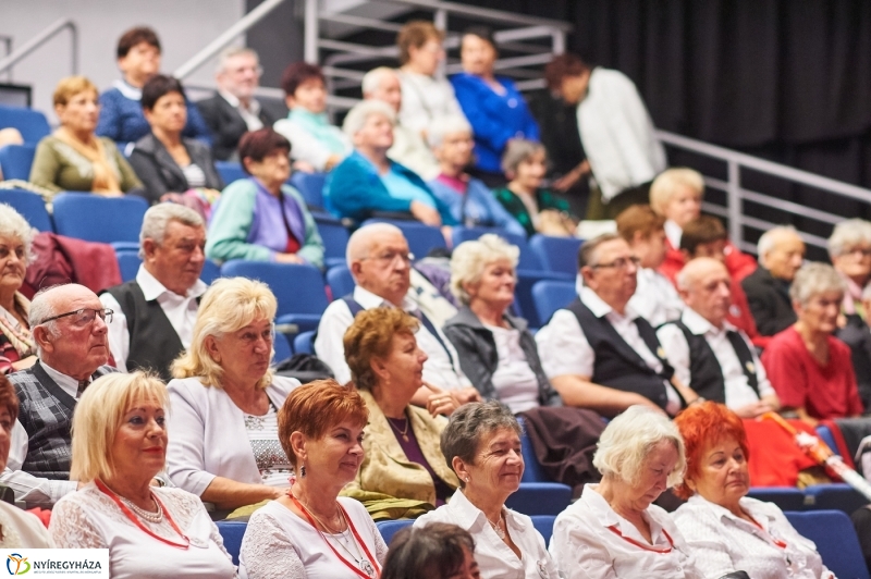 Városi Nyugdíjas Ki mit tud - fotó Szarka Lajos