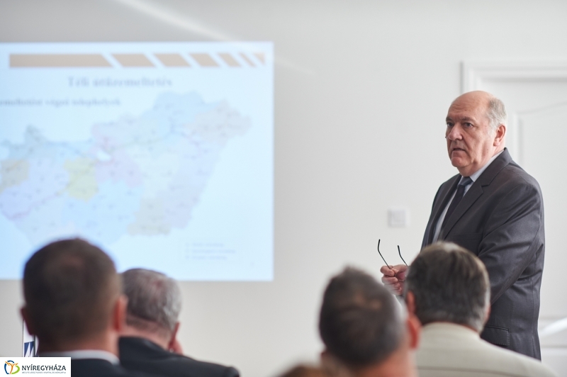 Gépszemle a Magyar Közútnál - fotó Szarka Lajos