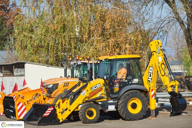 Gépszemle a Magyar Közútnál - fotó Szarka Lajos