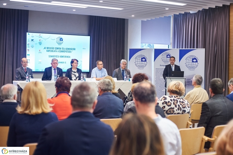 Szakképzési konferencia a Pangeában - fotó Szarka Lajos