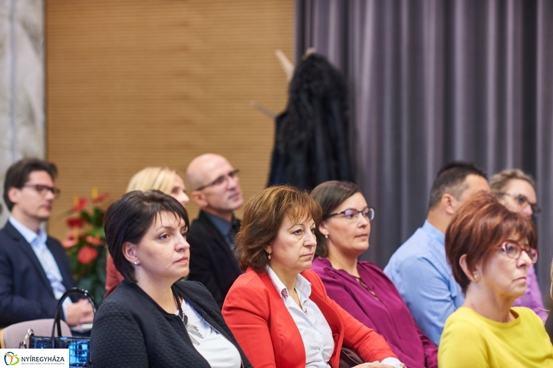 Szakképzési konferencia a Pangeában - fotó Szarka Lajos