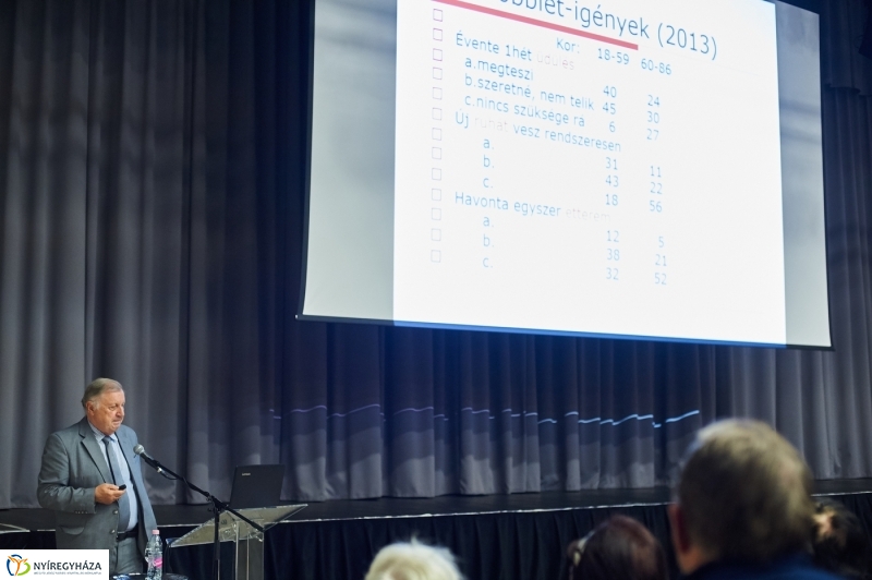 Idősek Akadémiája 20181114 - fotó Szarka Lajos