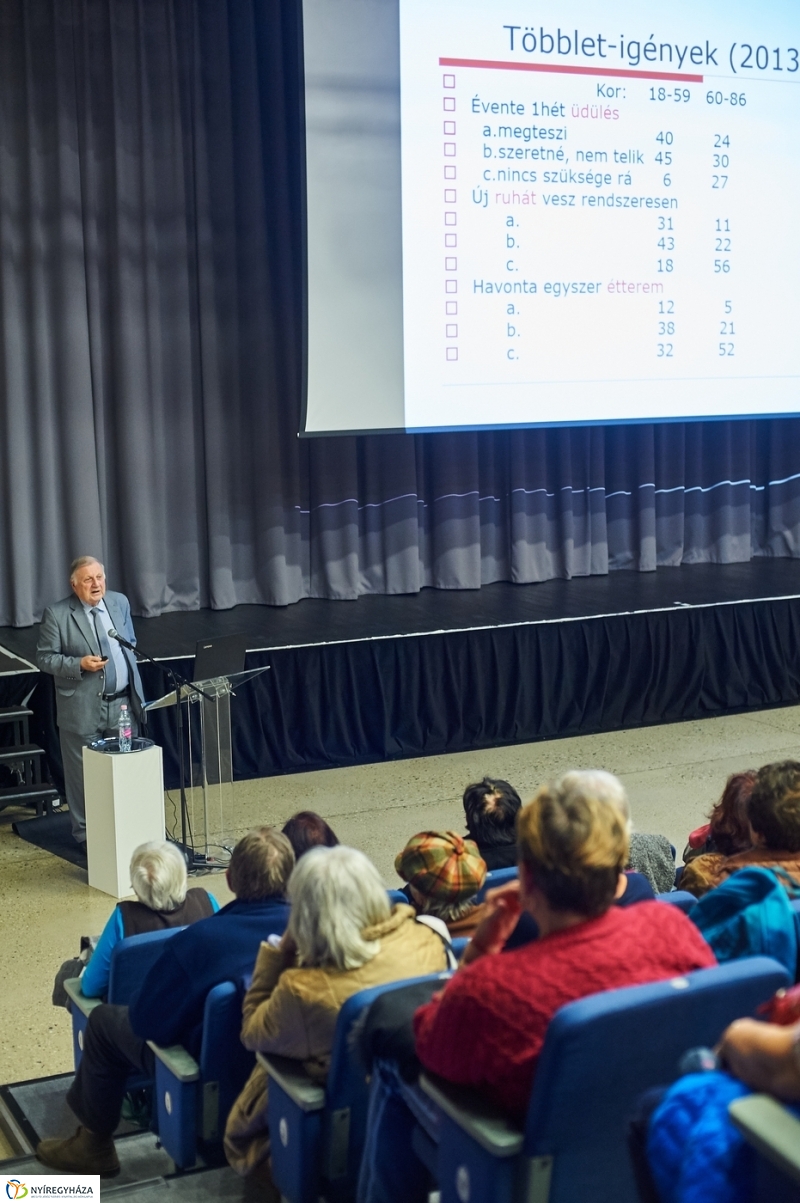 Idősek Akadémiája 20181114 - fotó Szarka Lajos