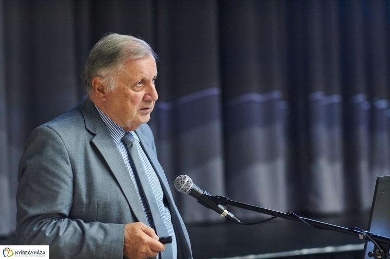 Idősek Akadémiája 20181114 - fotó Szarka Lajos